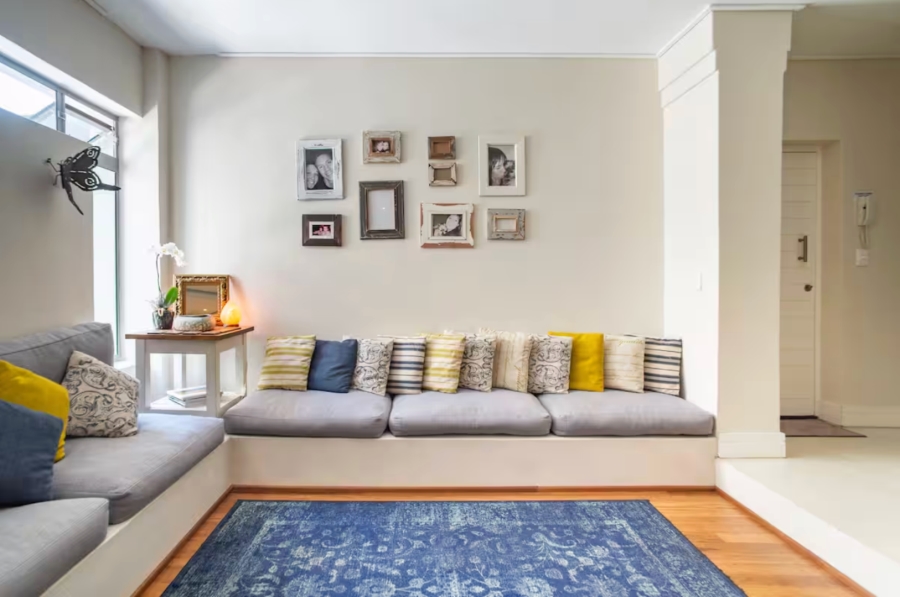 2 Bedroom Property for Sale in Vredehoek Western Cape